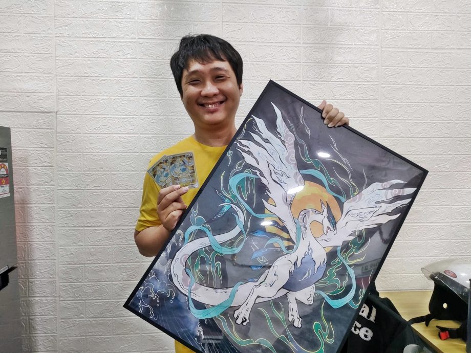 (23/1见报)乐活/宝可梦卡牌游戏 玩家齐聚对战寻乐