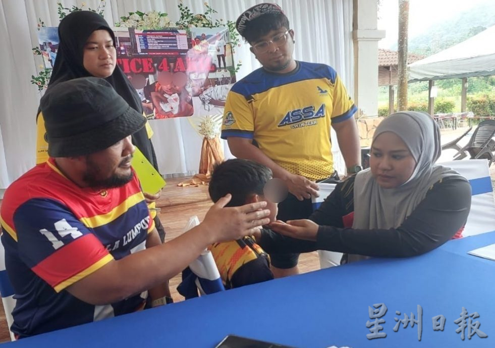 莎米娜  孩子受伤害月余 尚等不到一个道歉