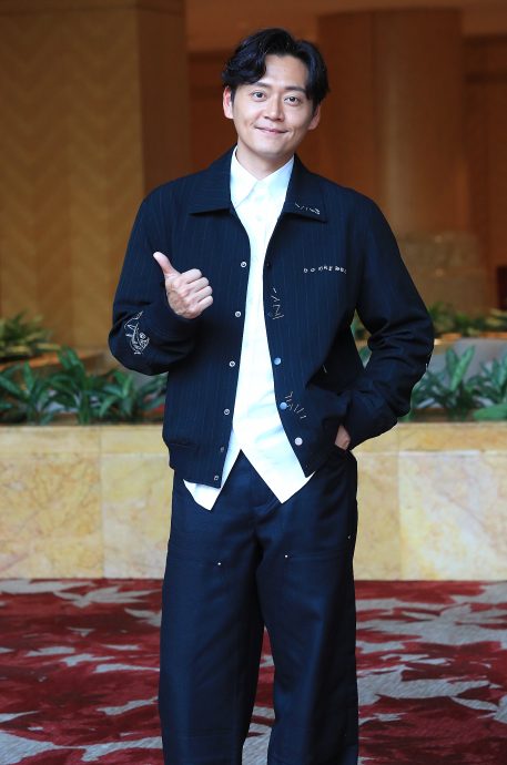 （初四）袁伟豪、陈晓华、张振朗 DIY贺年卡送祝福