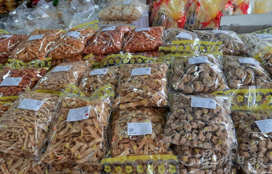 新春佳节与开学日太接近,蜜饯等食品购兴不浓,恐影响蜜饯销量