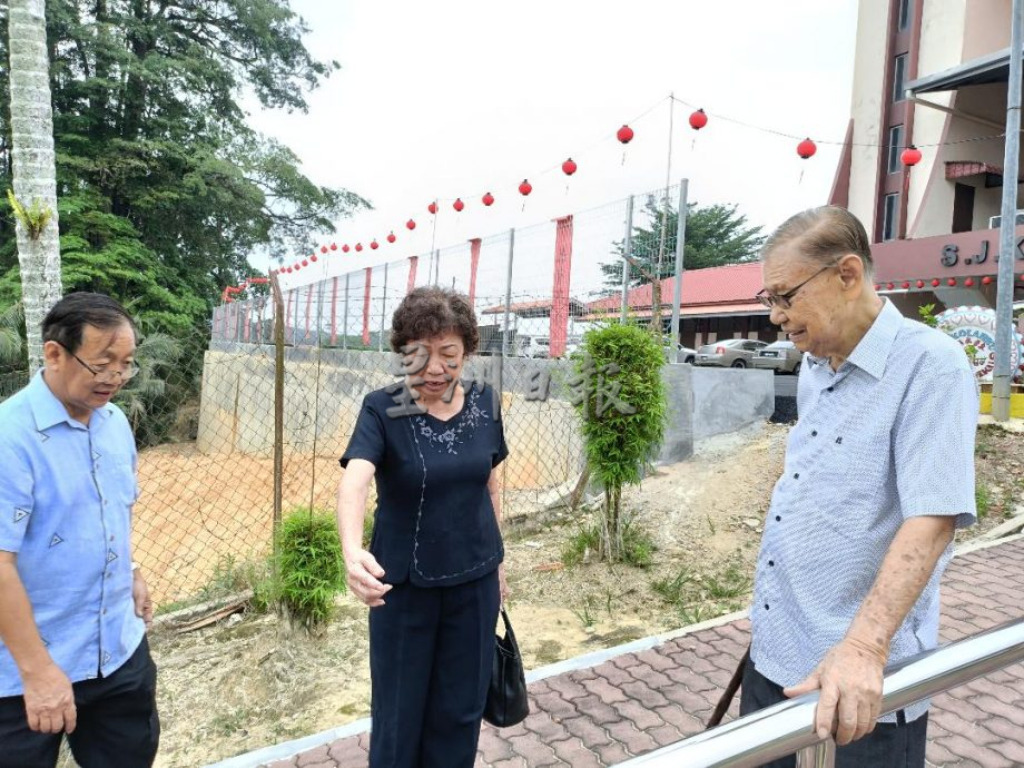 (古城版)育贤学校52万余令吉围墙工程竣工