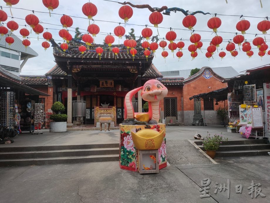 (大北马)年初五到蛇庙逛庙会 看舞蛇 看请火