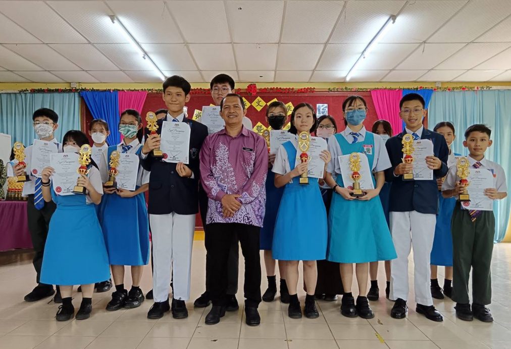 (大北马)年轻人/玻璃市中学 玻州华文嘉年华闭幕礼