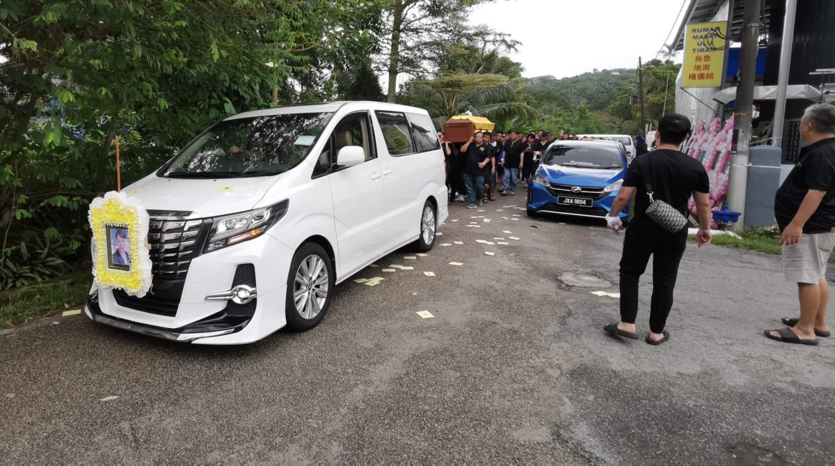 (已签发)全国:乌鲁地南三代人新年前遇火魔丧命,母子二人今举殡