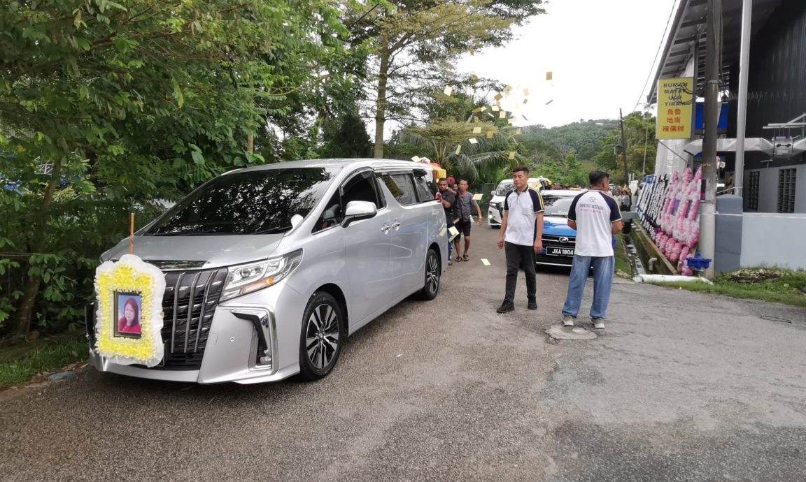 (已签发)全国:乌鲁地南三代人新年前遇火魔丧命,母子二人今举殡