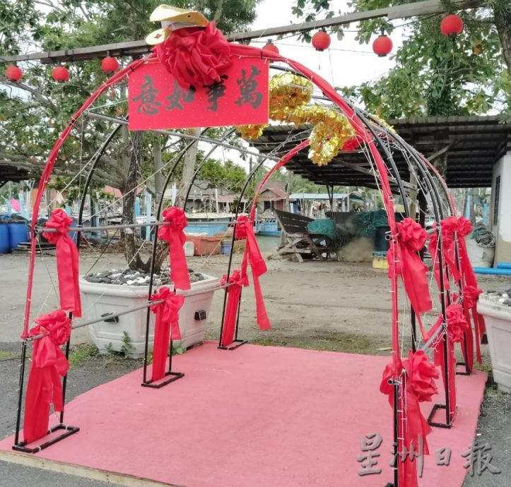 （已签发）柔：备用特稿：赏海景与春景   巴冬海口渔村欢迎您