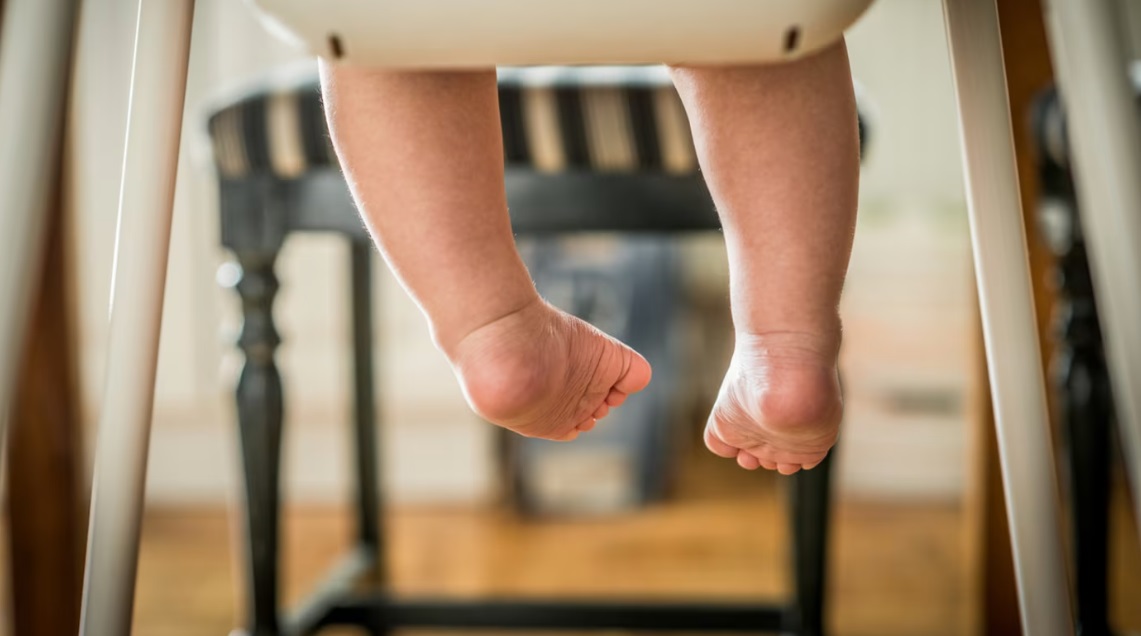 (已签发)柔:狮城二三事:受不了一岁男童哭闹不停 女佣掴他一巴掌被判监一年