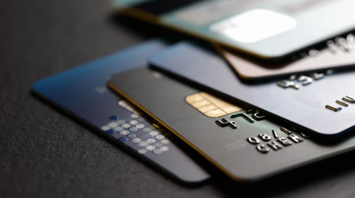 (已签发)柔:狮城二三事:过去三年平均每年790起信用卡诈骗案 年均损失金额为210万新元