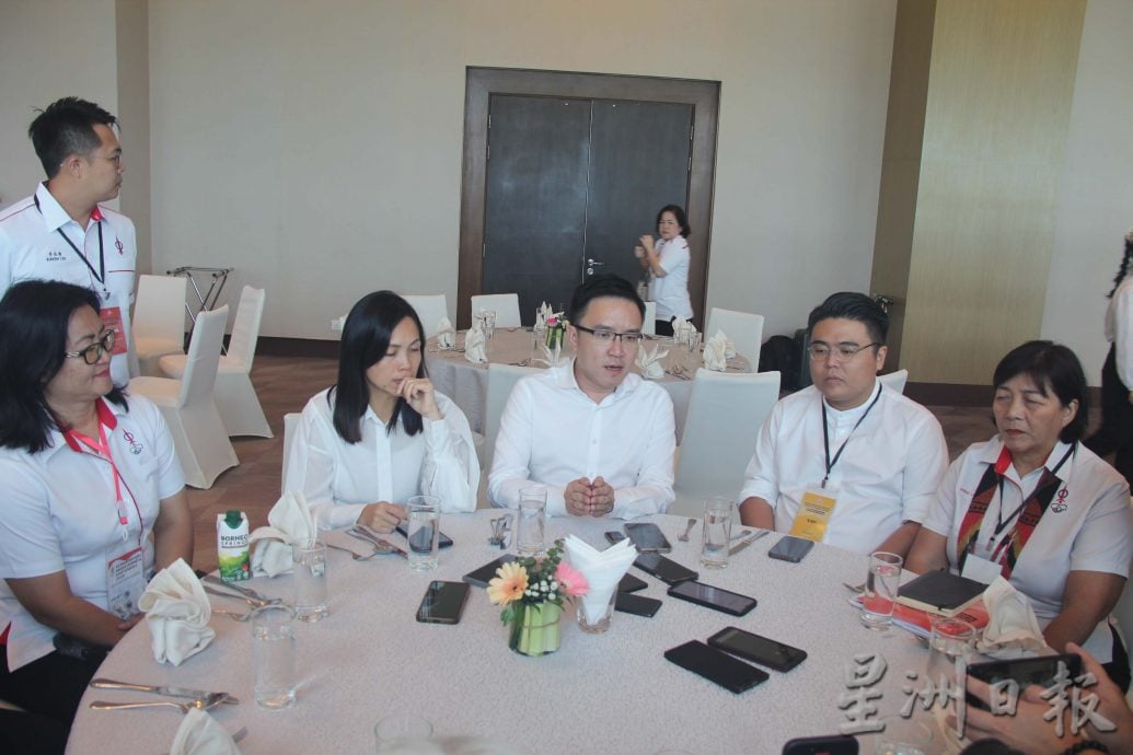 反贪立场绝不动摇 冯晋哲:沙火箭是否退出州政府视反贪会调查结果