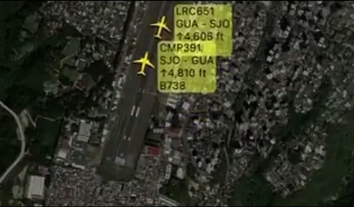 （视频）差30公尺“擦身而过” 两客机险空中相撞　