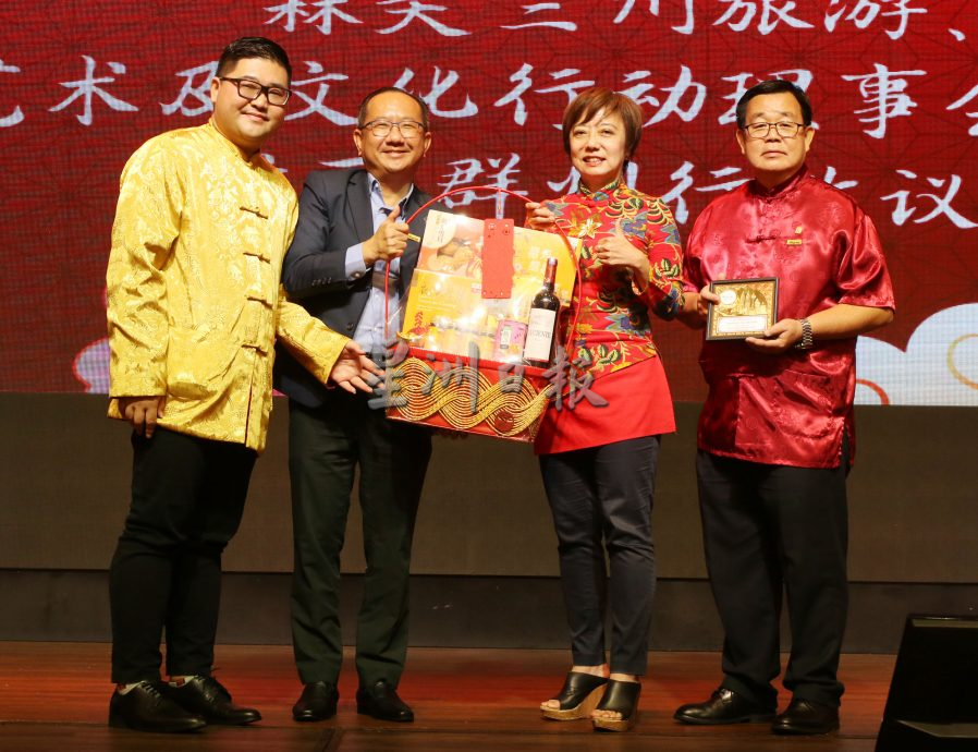 陈丽群:推动旅游业发展 “委”森州人当旅游大使