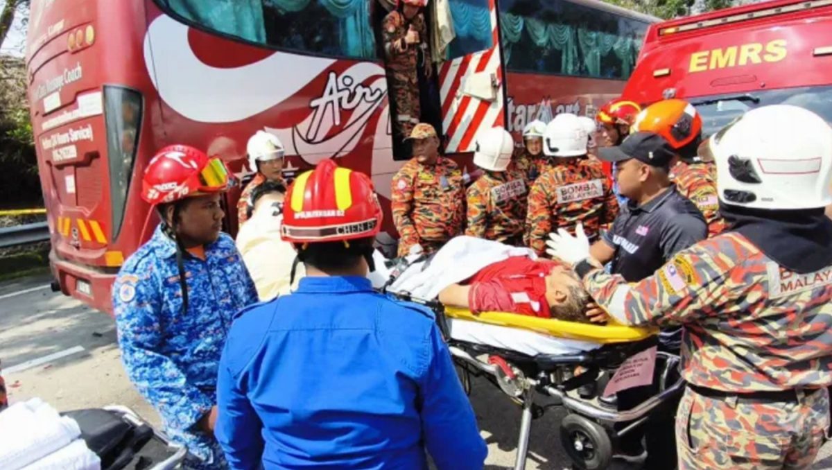 SPA车祸,1重伤8轻伤