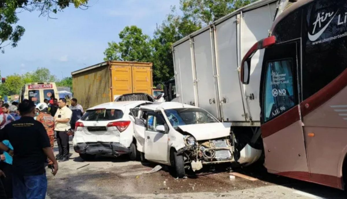 SPA车祸,1重伤8轻伤