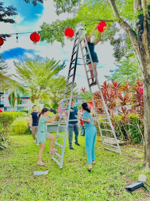 2/2见报/我们∕文二∕五大佳节各族构思布置 住宅公园美轮美奂吸引打卡