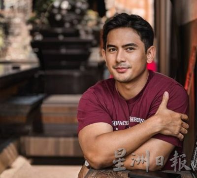 2/3 6pm后才上网/∕我们∕十族并肩同行 认识是通往和谐的第一步