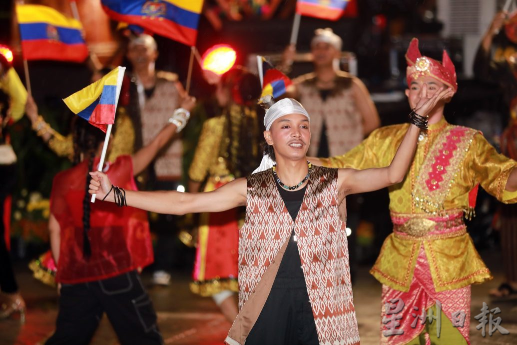 2/3 6pm后才上网/∕我们∕十族并肩同行 认识是通往和谐的第一步