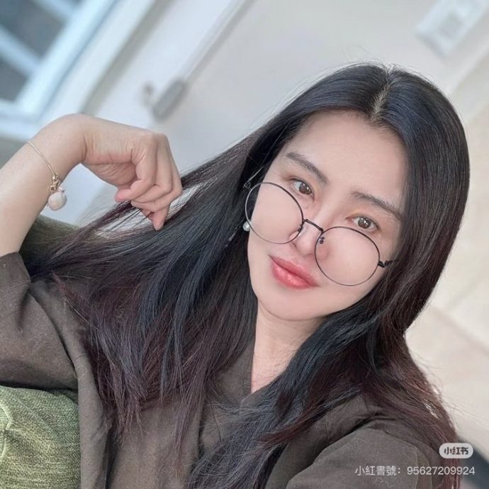 58岁王祖贤迎来事业第二春 2分钟影片宣布开艾灸馆