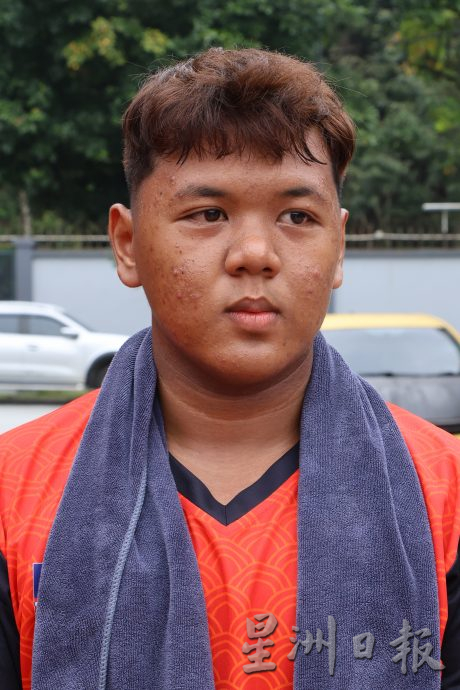 我们∕文三∕舞龙狮团凝聚团结力量 友族拜师学艺破迷思 