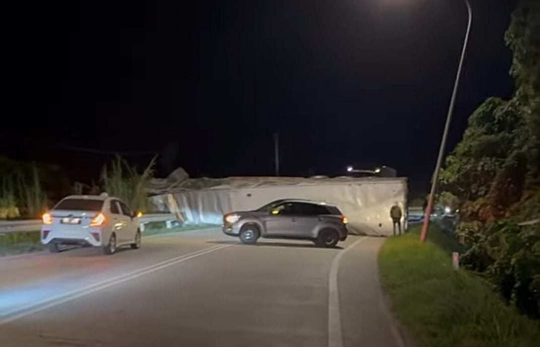 东:话望生死亡车祸