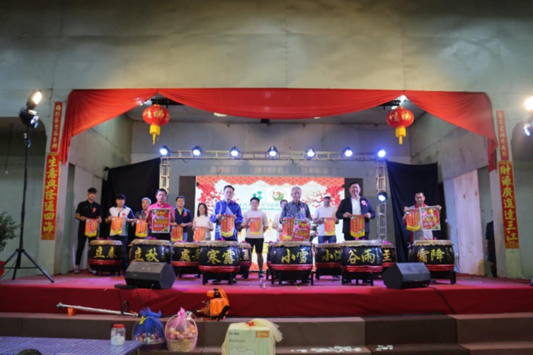 东:话望生种植商公会会长林锦说,丹州及联邦政府应该重视缠绕丹州油棕种植业多年的三大问题。