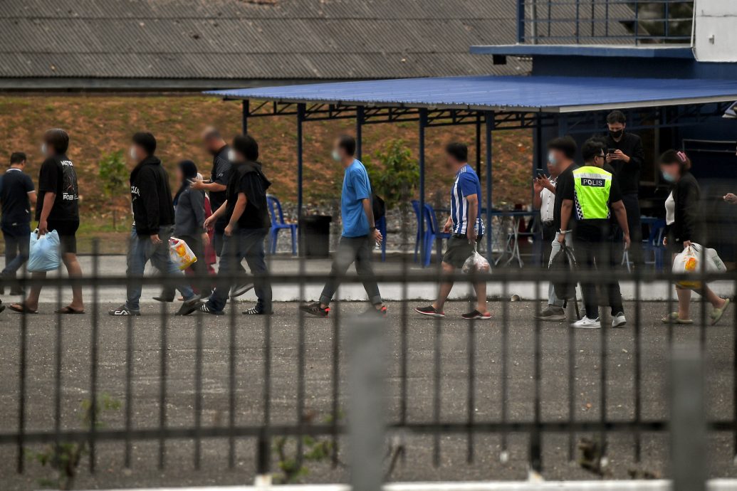 从缅电诈园区撤离 15大马人回国受查