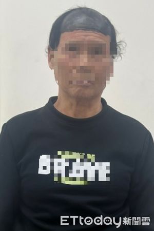 供星洲网:七旬男马克笔涂黑秃顶进超市 偷6令吉偷火锅料被捕