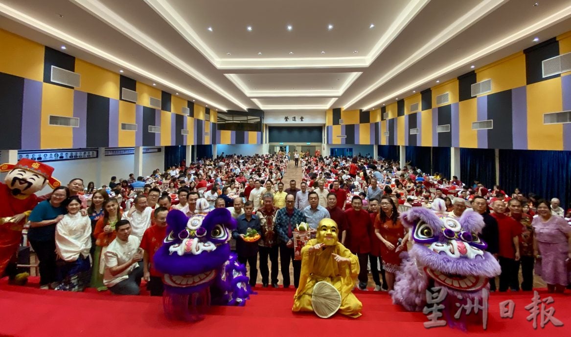 马来西亚黄氏登进家族会新春团拜 黄春祥吁年轻一代继承和发扬家族传统