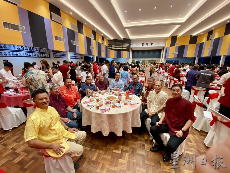 马来西亚黄氏登进家族会新春团拜 黄春祥吁年轻一代继承和发扬家族传统
