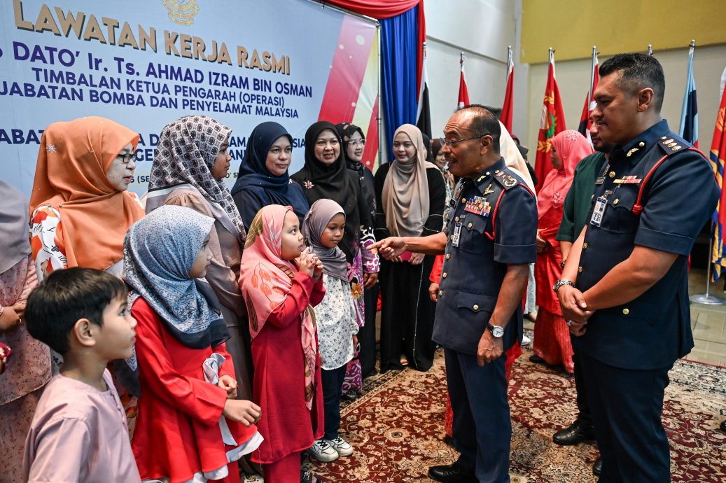 全:大马消防与拯救局副总监(行动)拿督阿末依兹兰 指出,截至目前,消拯局已在沙巴和砂拉越执行了143次救援行动