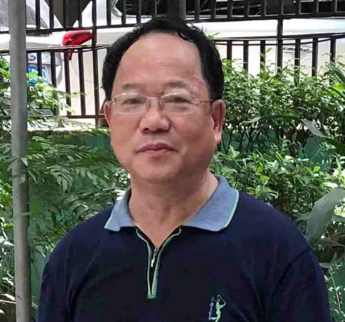 写公开信质疑李克强死因 前新华社记者遭判刑