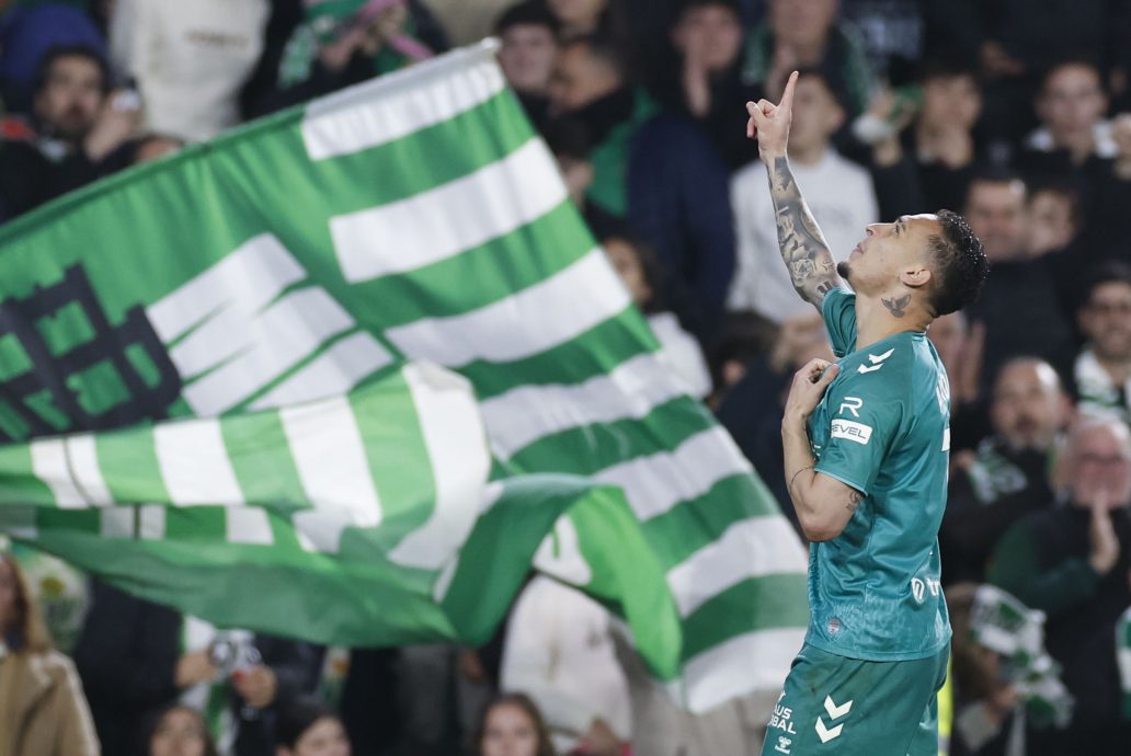 前3战都荣膺全场最佳球员  安东尼在西甲大放光芒