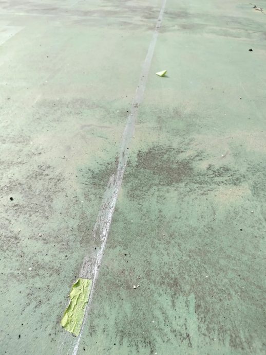 占用网球场还搞破坏! 匹克球玩家挨批缺公德心