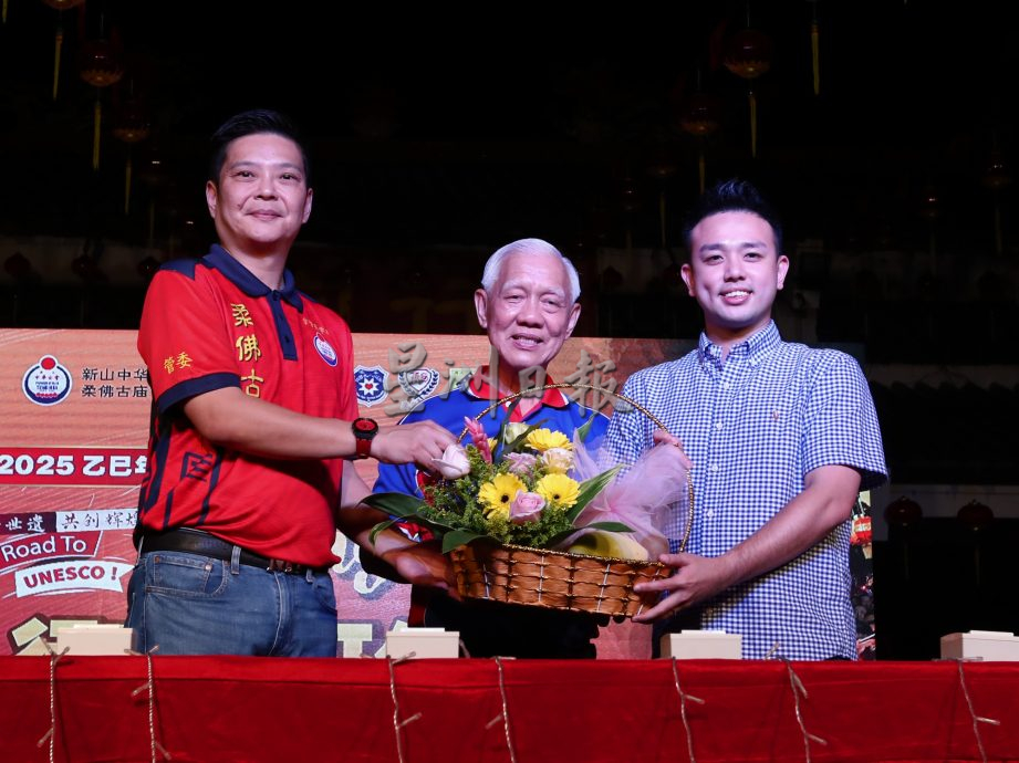 **即时国内**全国:柔佛古庙游神2025 | 行宫灯亮,前进申遗