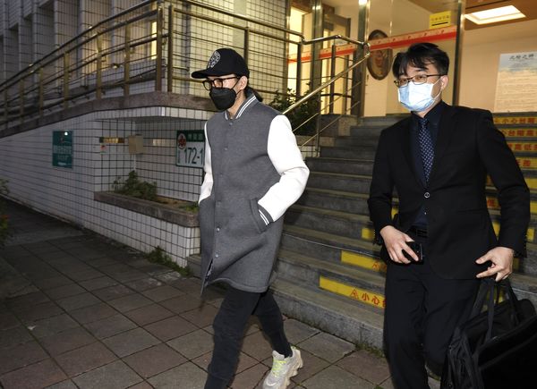 卷入精舍杀人案 李威改列被告