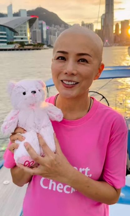 吴忻熹抗癌期间心脏及肺积水 抽1公升血水仍不改幽默