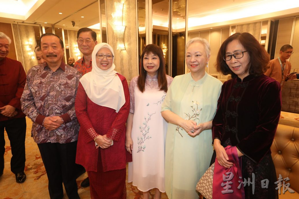 吴逸平：2025年中总新春联欢午宴