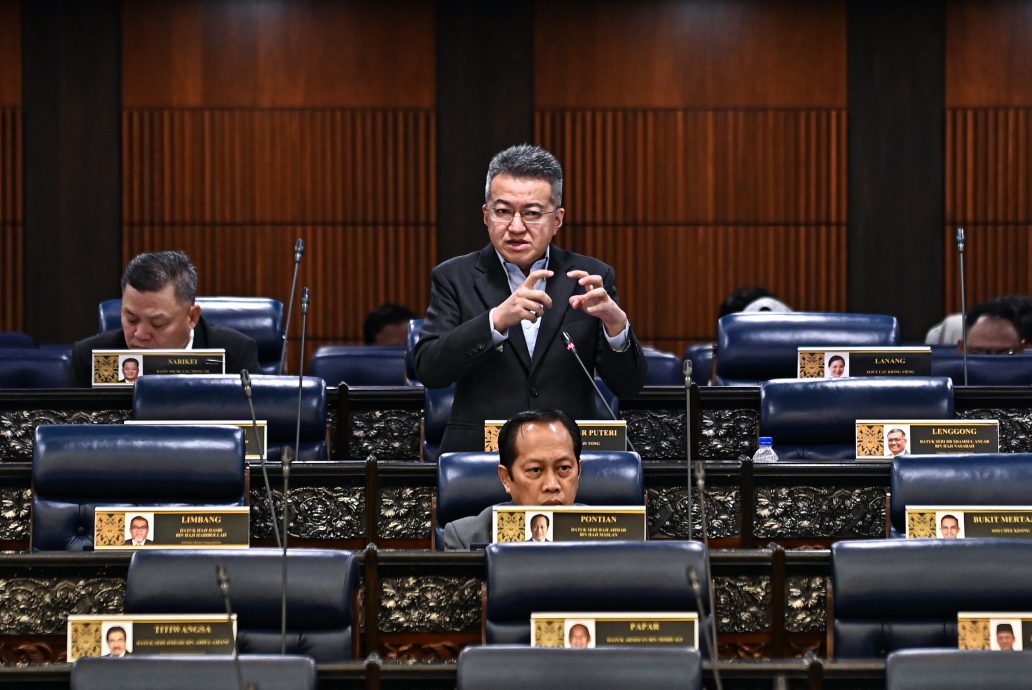 国会/ 刘镇东：美AI芯片出口限制影响仅涉及部分数据中心