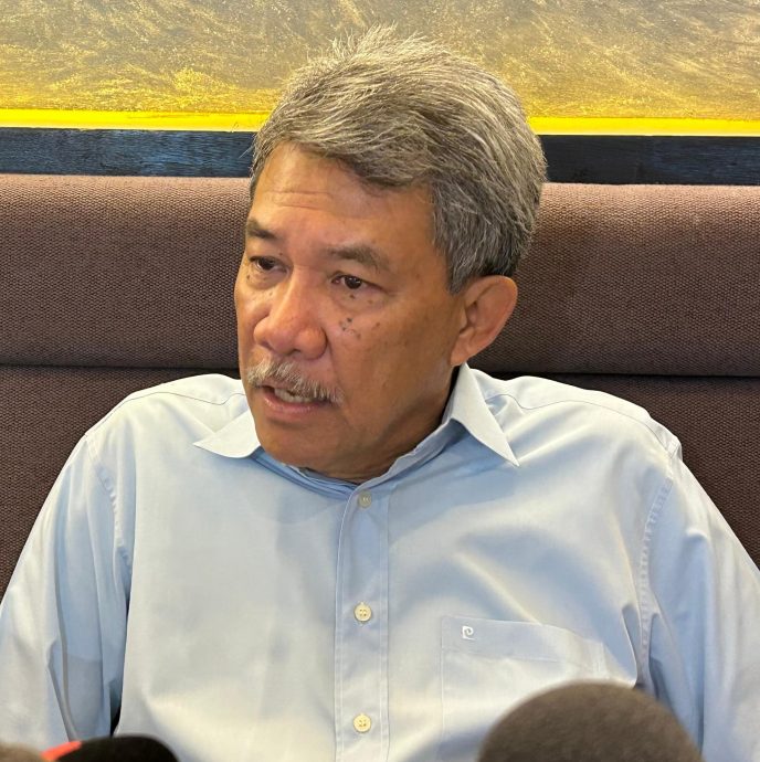 外长:驻美外交官人选已确定非政治人物