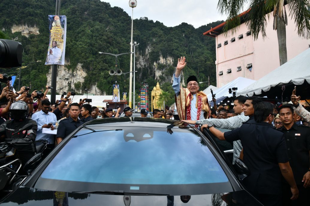 夜报封面二/安华：赴非伊庆典平常事  无需指南规范穆 //主