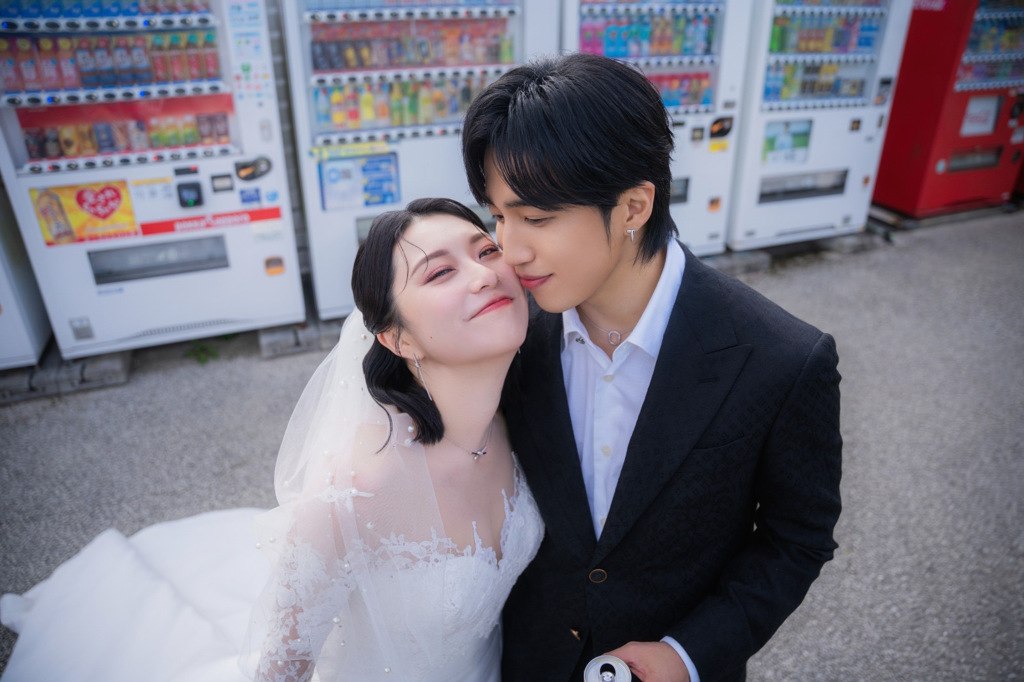 娄峻硕、焦凡凡冲绳办婚礼 仅邀50位亲朋好友