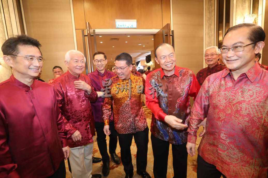 安华:推动国家更好发展 认真看待商界提建议