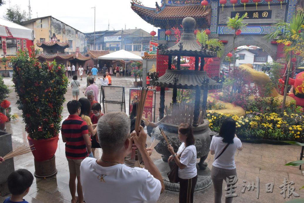 封面/大都会/巴生观音亭开金库好热闹/15图