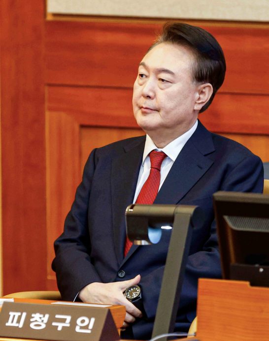 尹锡悦颁戒严令原因──反对党充斥恶意：不鼓掌不握手、想“摧毁”政府 