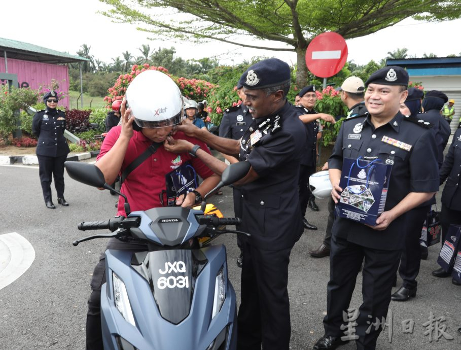 *已签发* 柔:版头之一:柔警新春安全行动成果 罚单、车祸及死亡率较去年下降