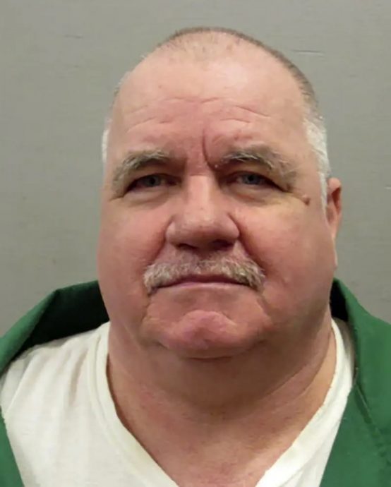 怕坐电椅烤死打针被拖至死 美国死囚选择枪决