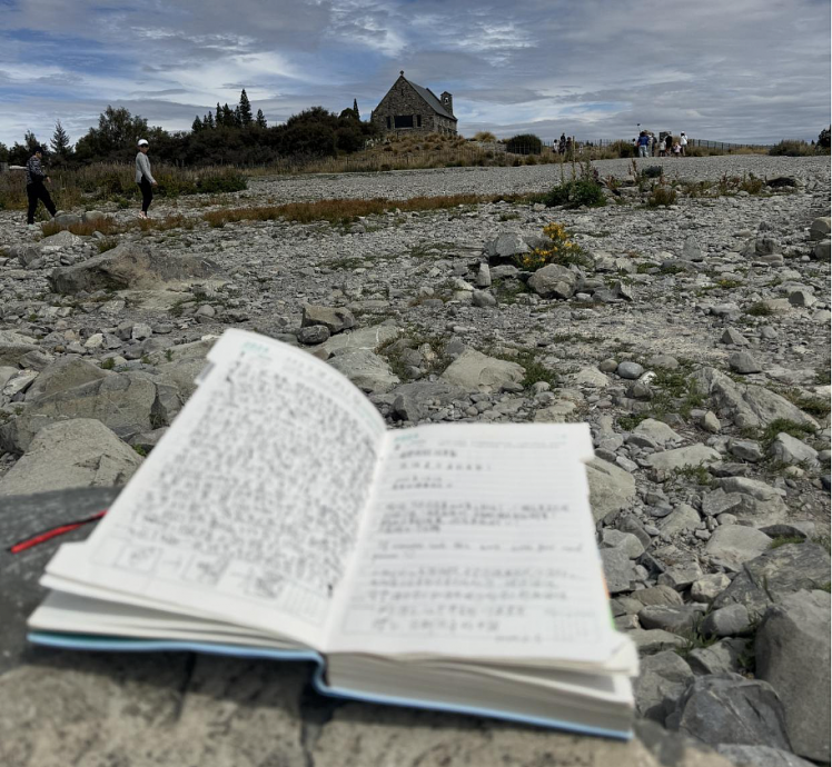 日记本遗落在纽西兰 中国萌娃突然爆火