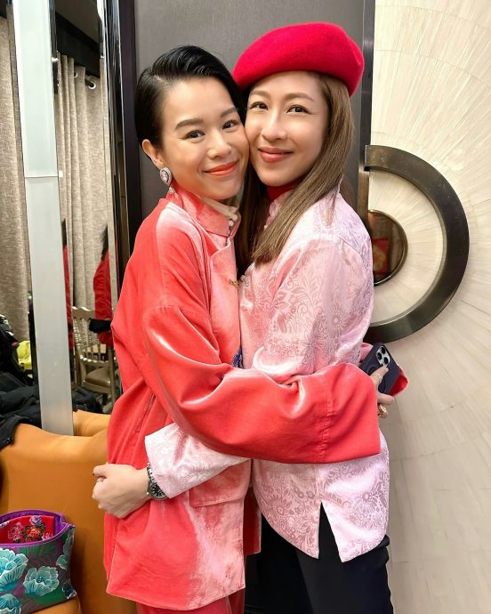 曾传与胡杏儿有心结 佘诗曼看烟花同场不同框