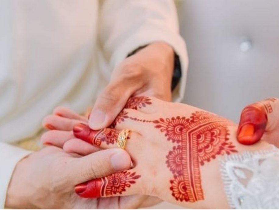 未婚夫与单亲妈妈有染 女子：不懂要不要彻斩这段情