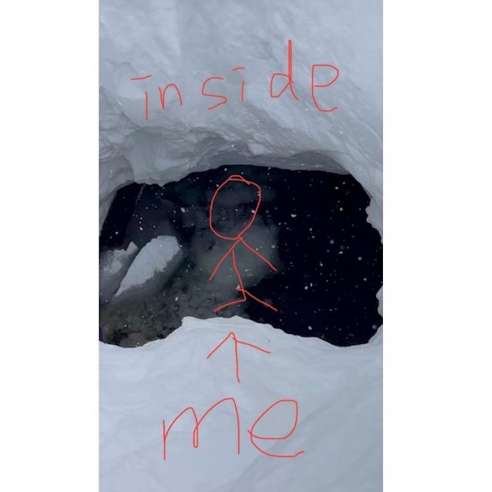 李彩华北海道滑雪出意外 跌进2米坑洞庆幸得救