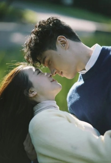 林宣妤首晒亲密正面合照 疑认爱刘俊坚